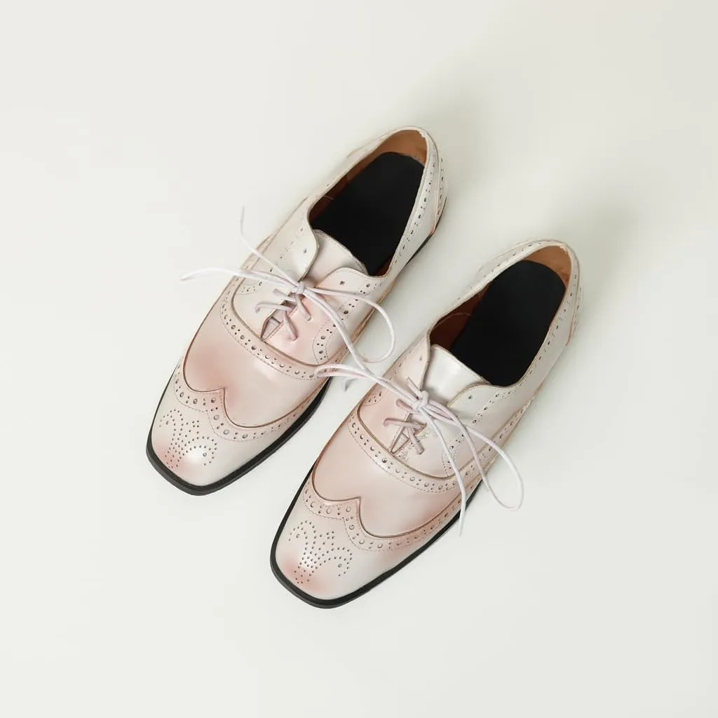 Women's Flat Saddle Oxford Shoes Square Toe Wingtip Perforated Lace Up Comfort Low Heel Oxfords Brogues