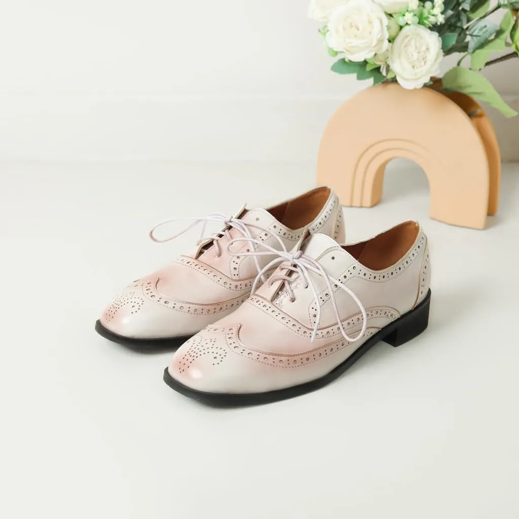 Women's Flat Saddle Oxford Shoes Square Toe Wingtip Perforated Lace Up Comfort Low Heel Oxfords Brogues